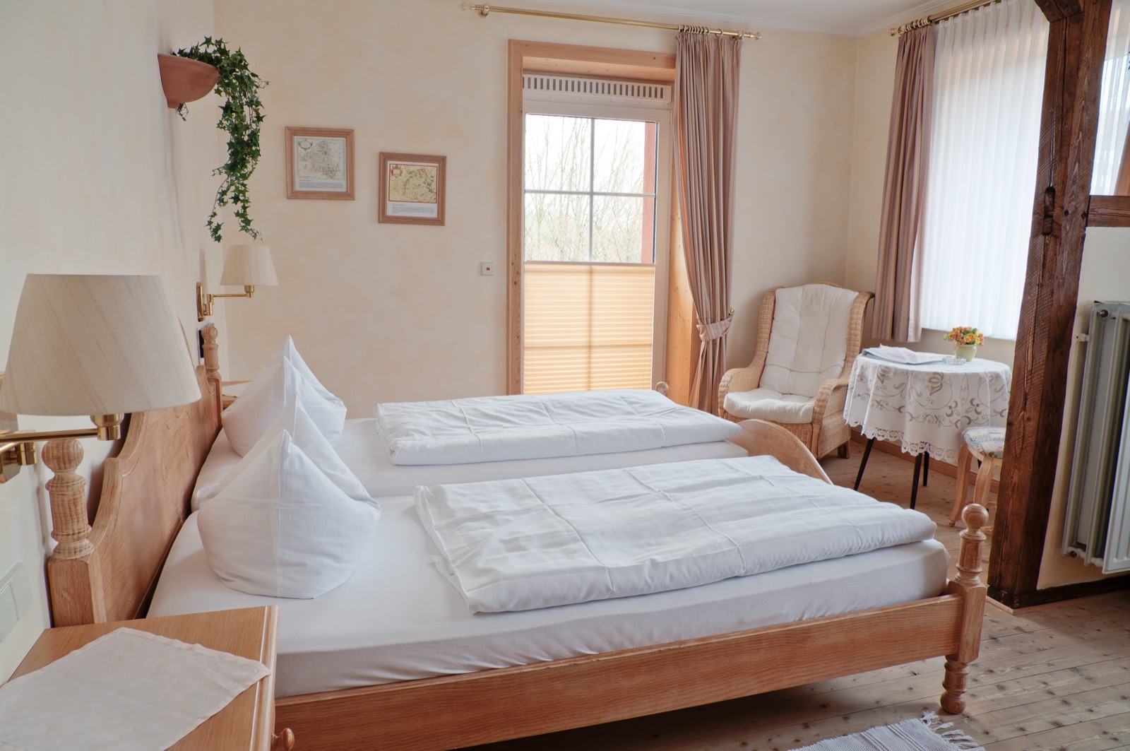 Doppelzimmer mit Sitzecke
